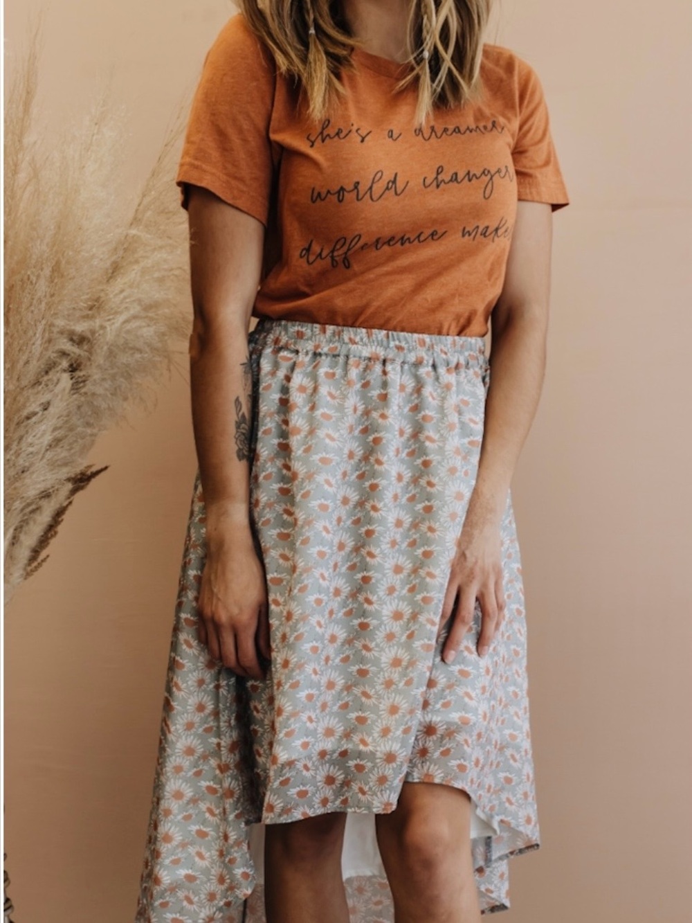 Women's High-Low Daisy Print Skirt in Light Blue and Peach
